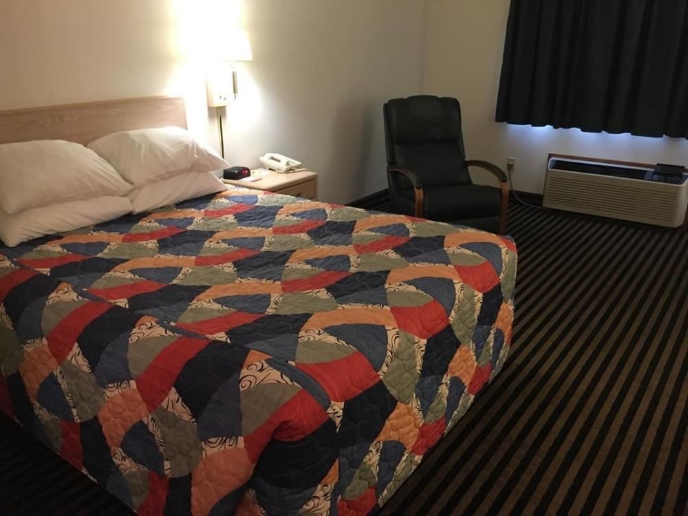 Super 8 By Wyndham Humboldt Ξενοδοχείο Εξωτερικό φωτογραφία